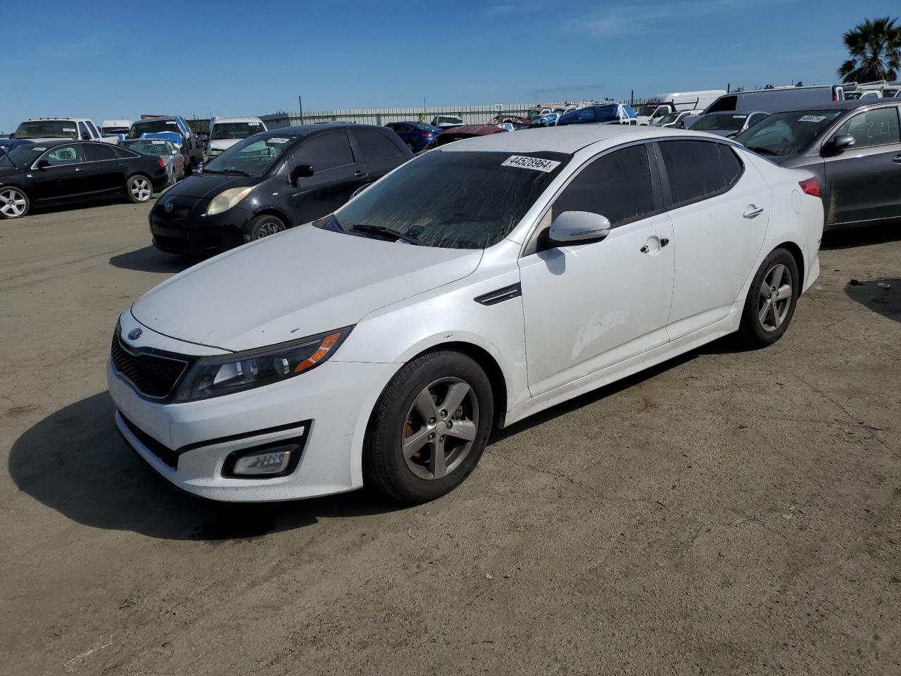 2015 Kia Optima Lx vin: 5XXGM4A79FG373194