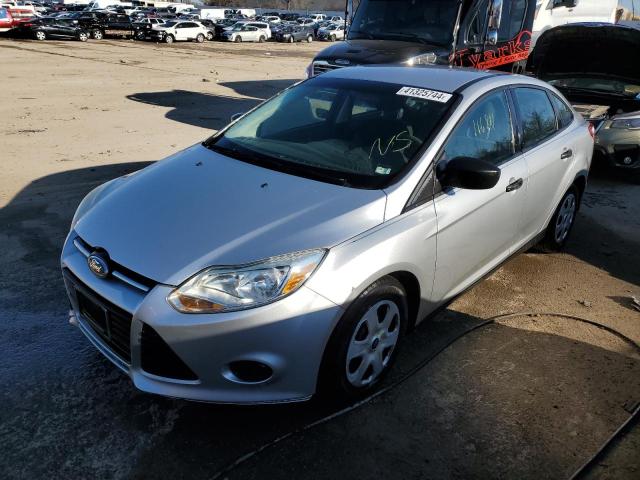 Lot #2404549151 2012 FORD FOCUS S salvage car