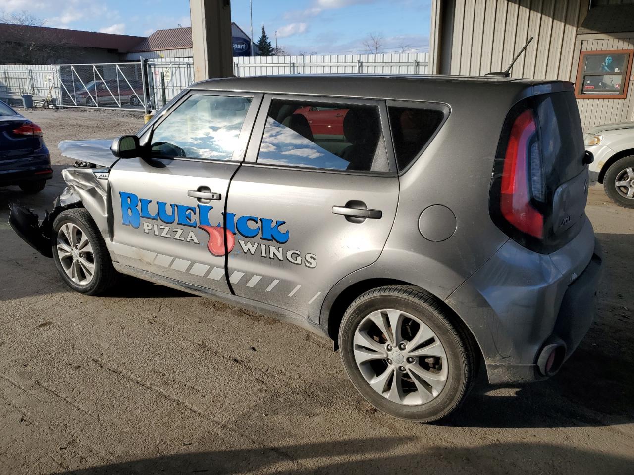 KNDJP3A50F7133272 2015 Kia Soul +