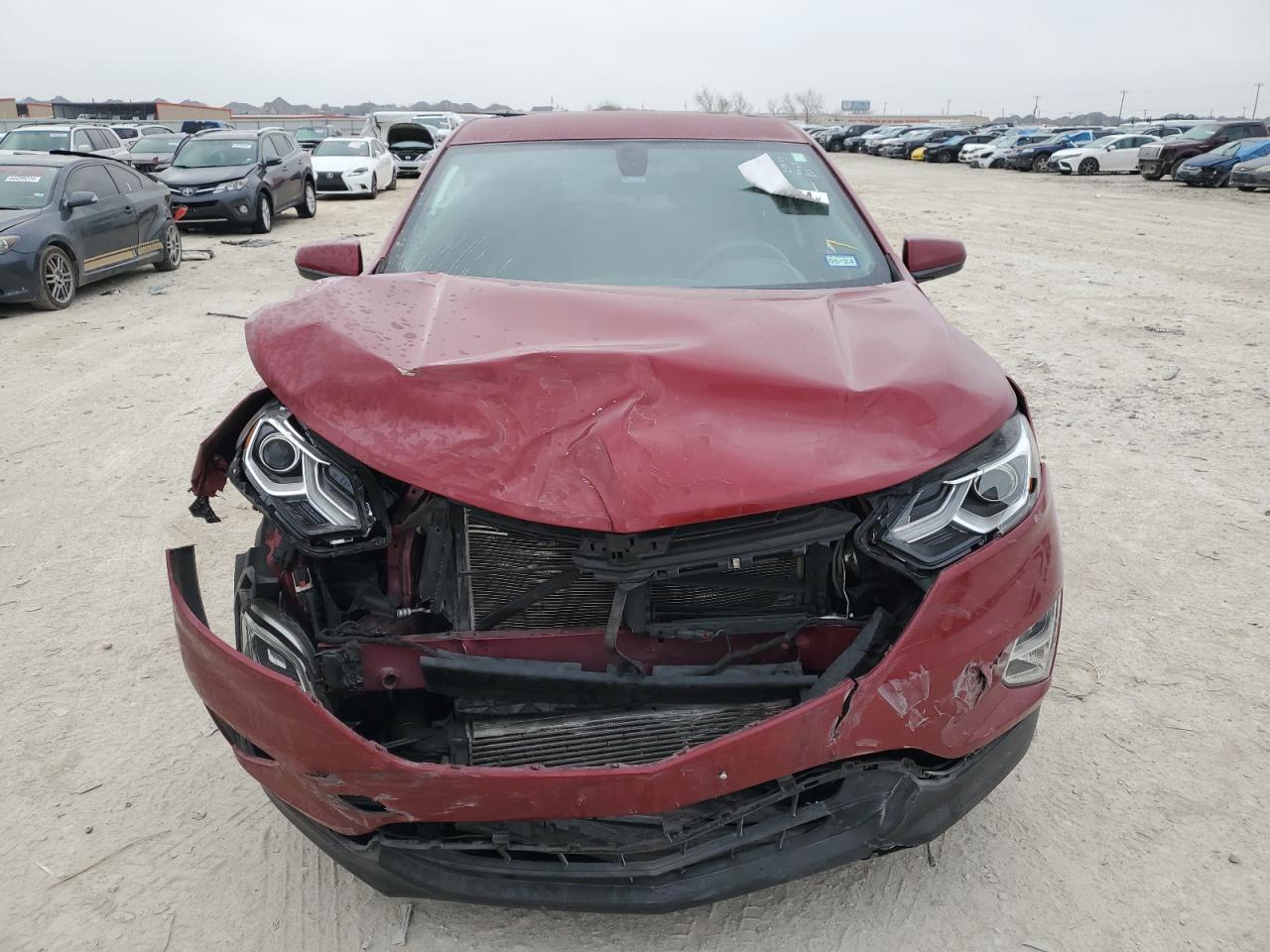 2gnaxjev7j6153498 2GNAXJEV7J6153498 2018 Chevrolet Equinox Lt