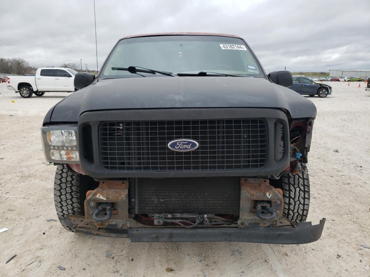 Lot #2473606159 2001 FORD EXCURSION