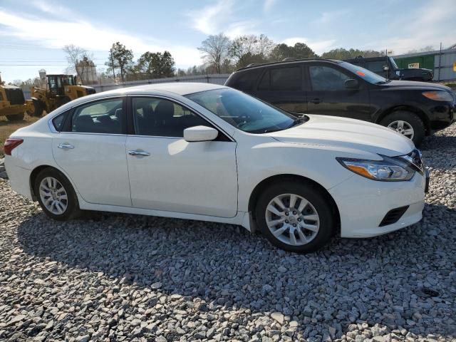 2018 Nissan Altima - Image 4