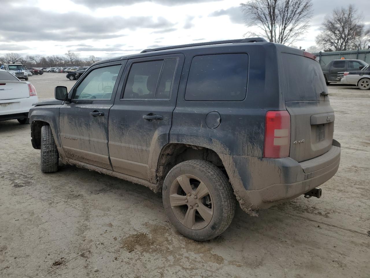 2012 Jeep Patriot Latitude vin: 1C4NJRFB4CD509599