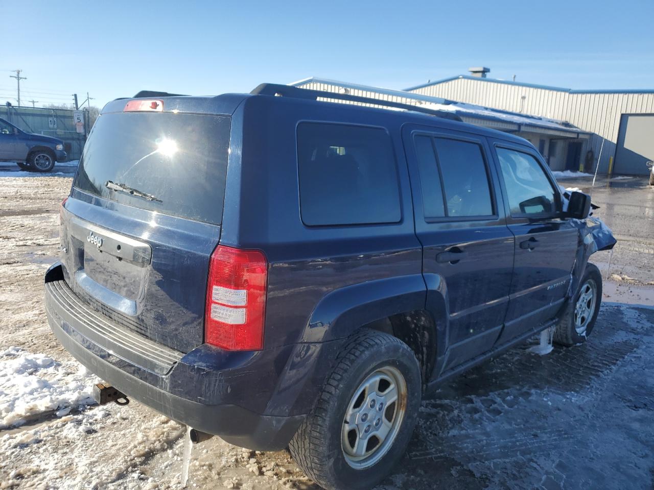 1C4NJRBB1FD357985 2015 Jeep Patriot Sport