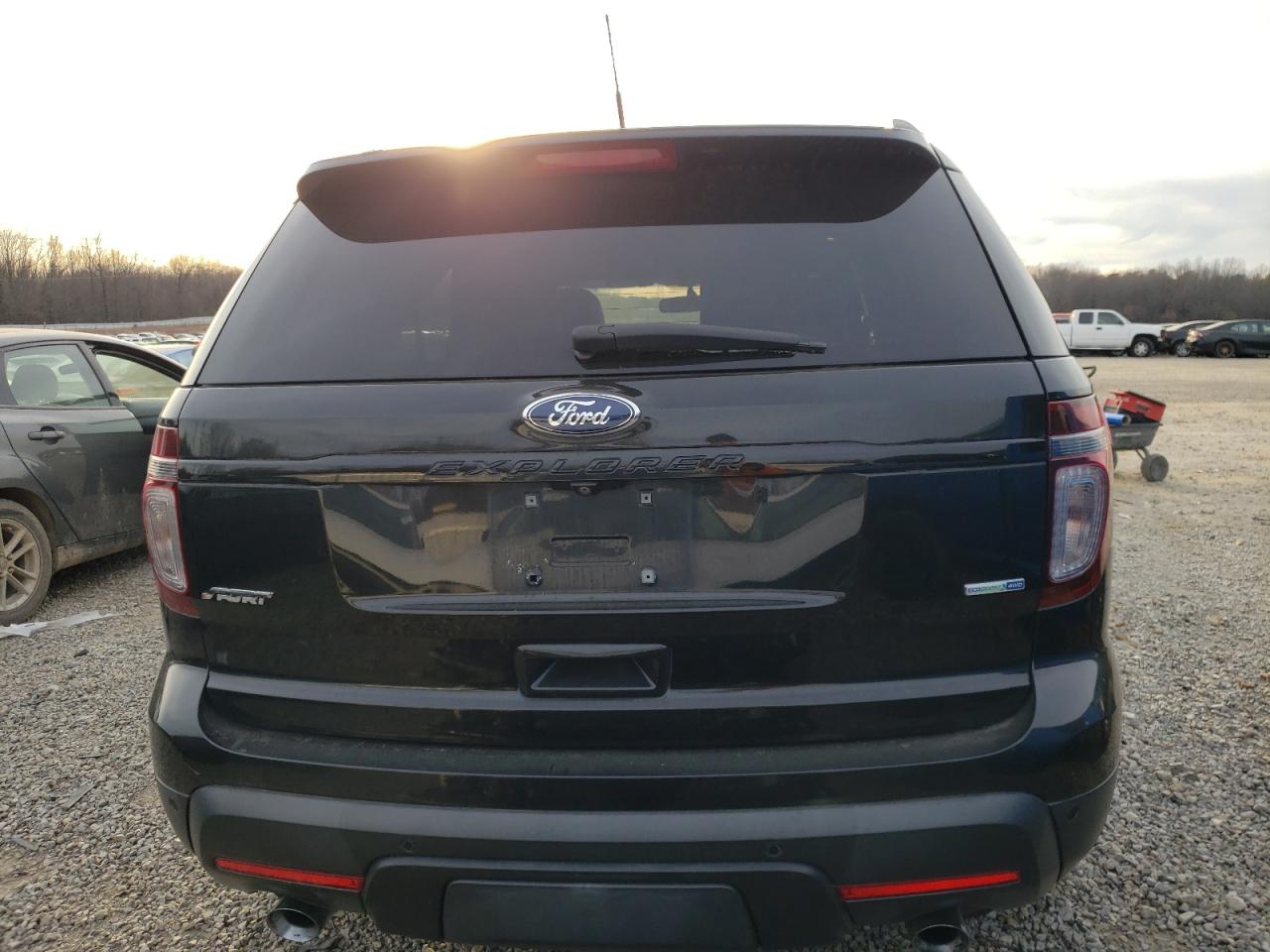 2014 Ford Explorer Sport vin: 1FM5K8GT7EGC06490