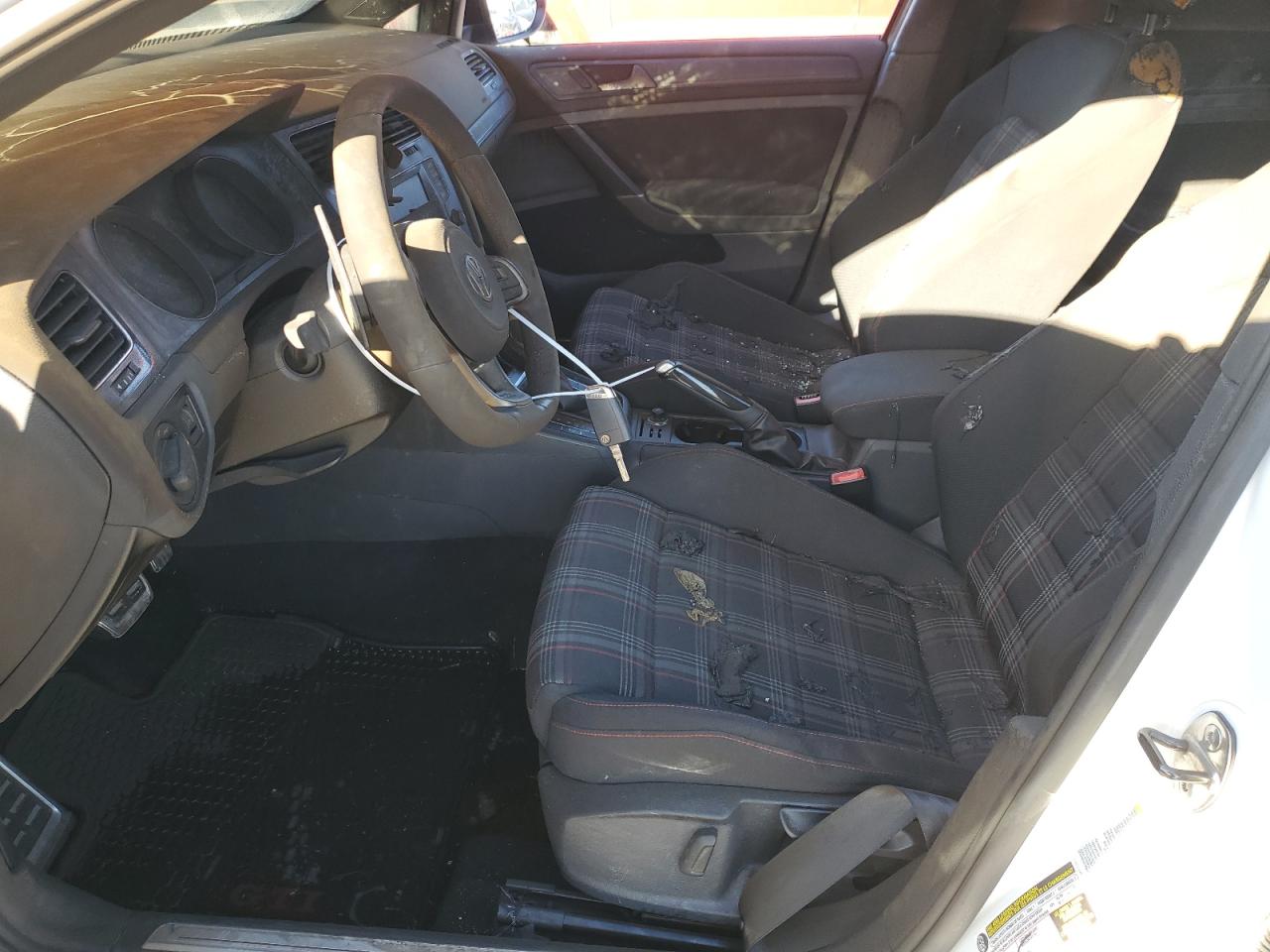 3VW4T7AU8FM016761 2015 Volkswagen Gti