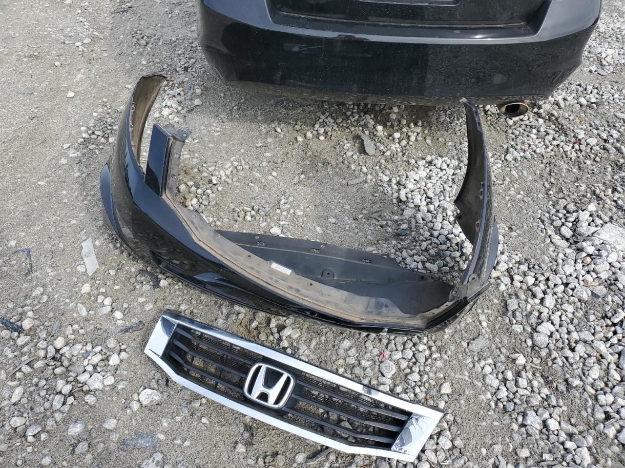 1HGCP2F43AA063105 2010 Honda Accord Lxp