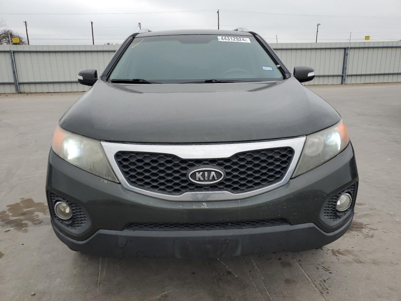 5XYKT3A61CG196095 2012 Kia Sorento Base