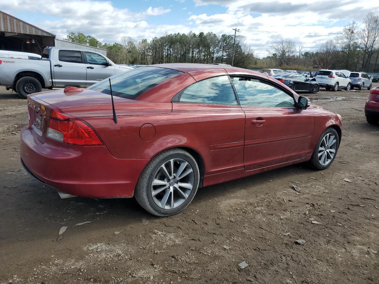 2012 Volvo C70 T5 vin: YV1672MC2CJ125757