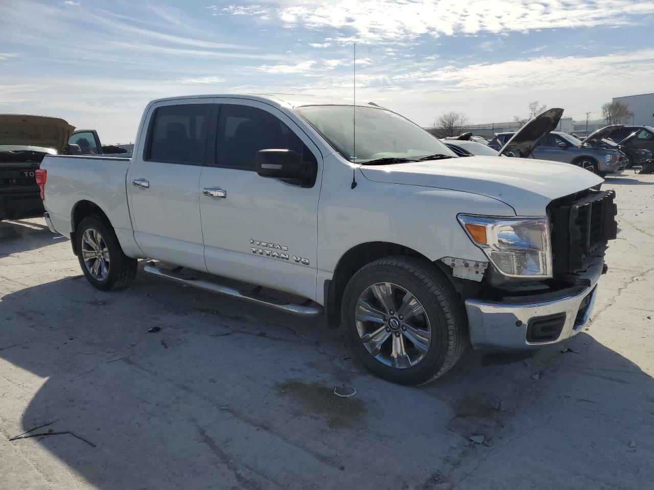 1N6AA1E52JN508967 2018 Nissan Titan Sv