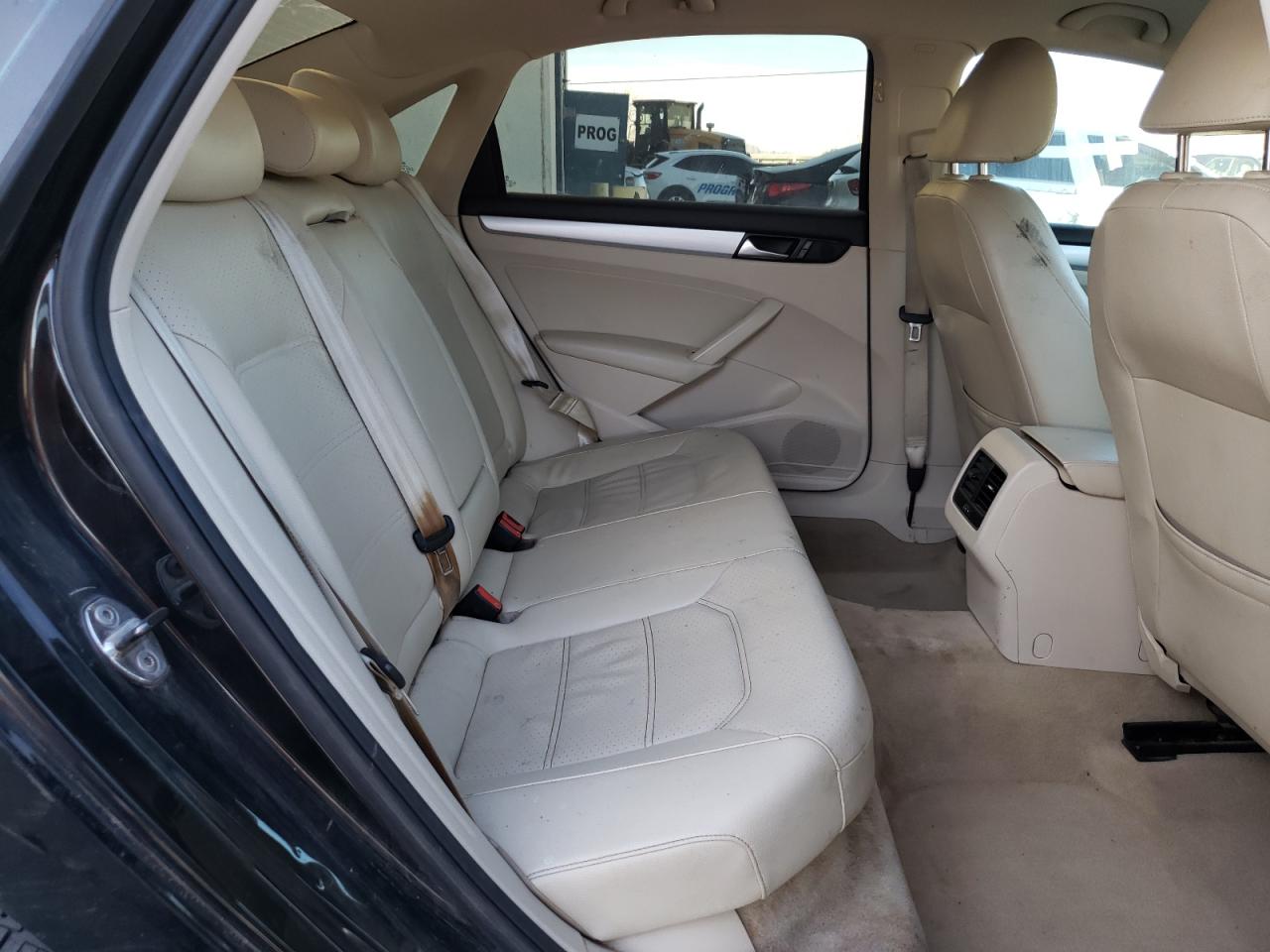 1VWBH7A36DC026798 2013 Volkswagen Passat Se