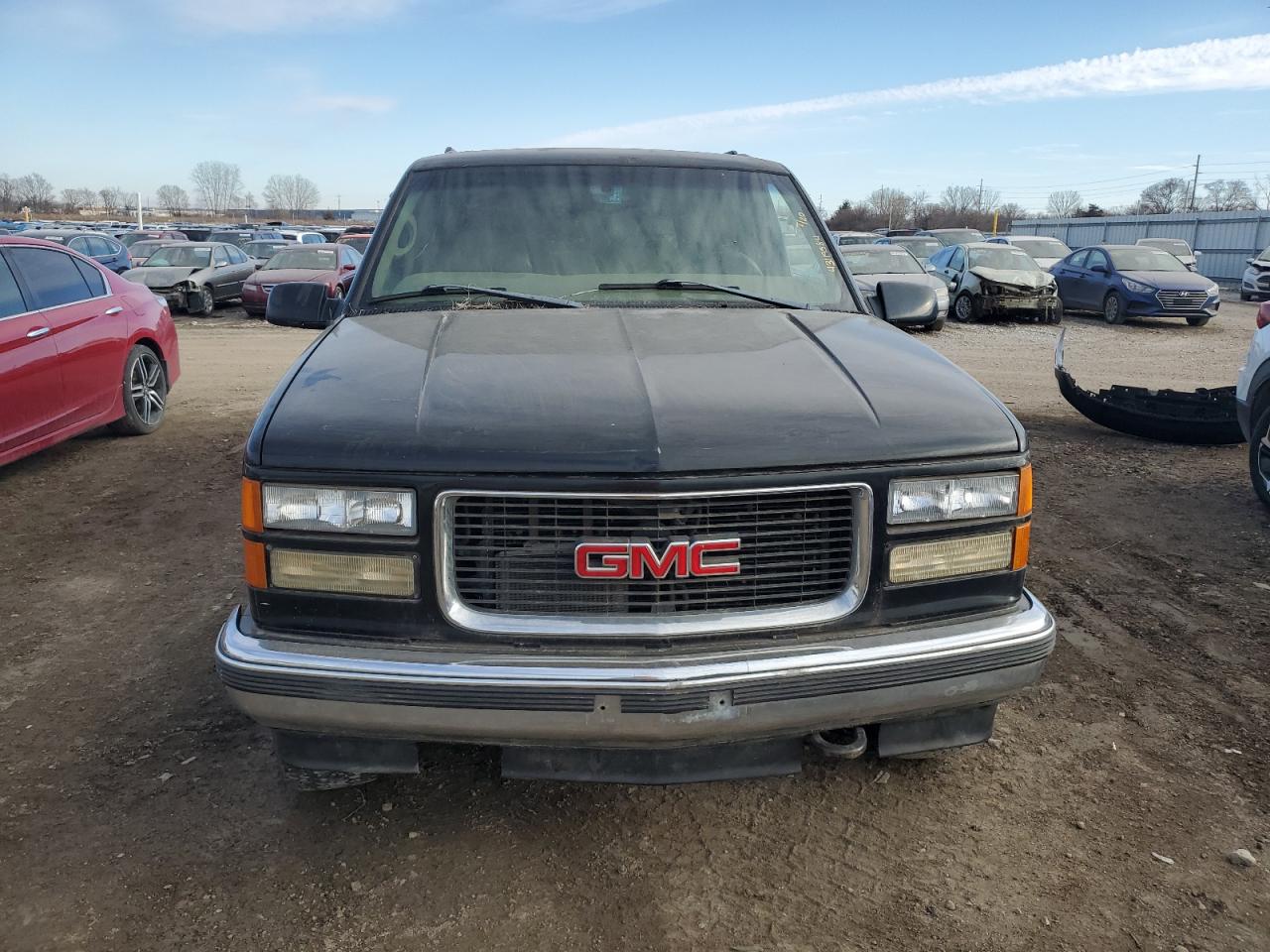 1GKEK13R8WJ727538 1998 GMC Yukon