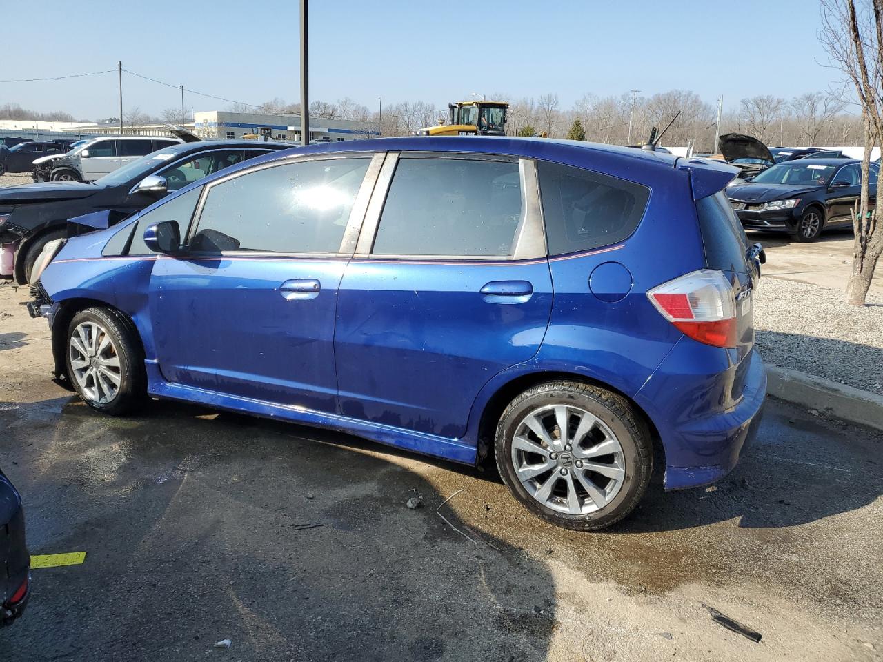 2013 Honda Fit Sport vin: JHMGE8H52DC033485