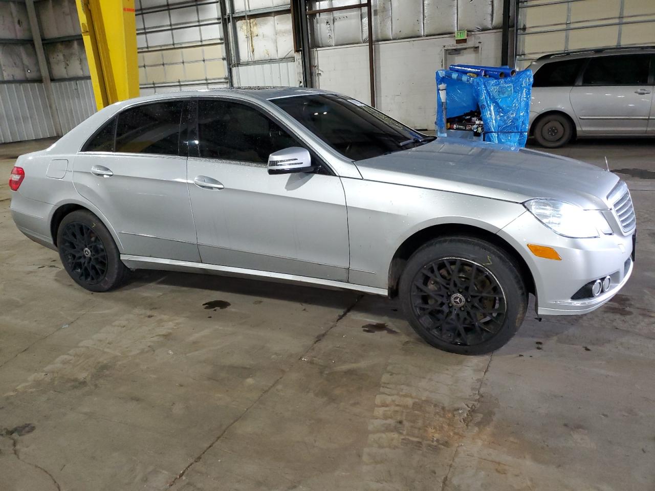 WDDHF9AB3BA412356 2011 Mercedes-Benz E 550 4Matic