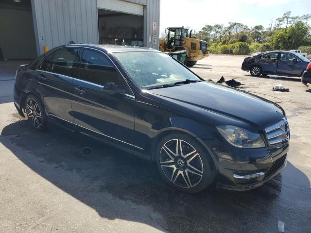 VIN WDDGF8AB3DR275137 2013 Mercedes-Benz C-Class, 3... no.4