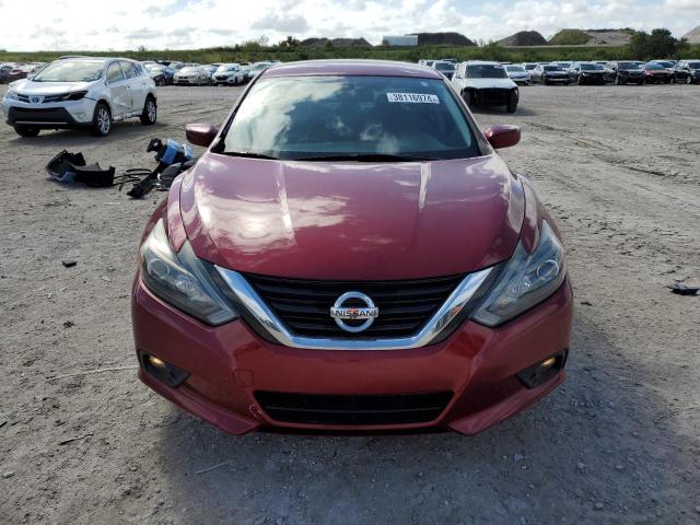 2017 Nissan Altima - Image 5