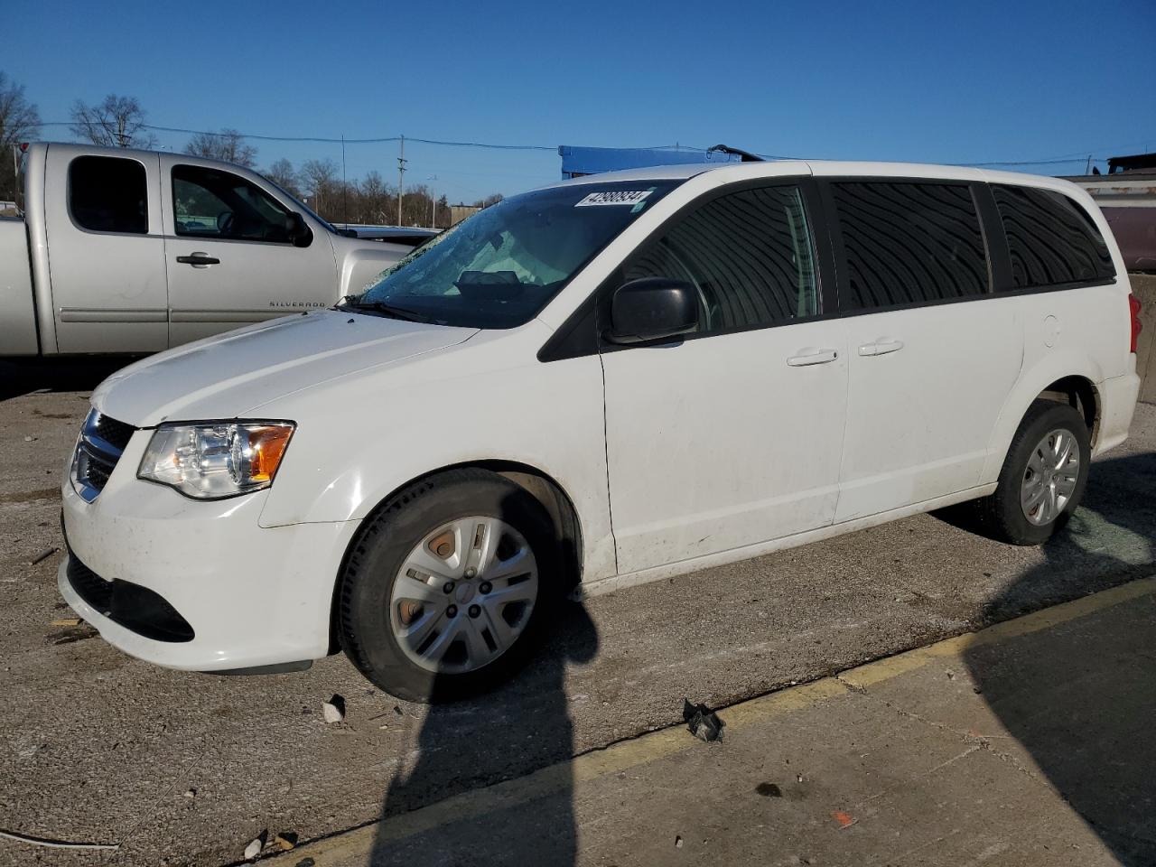 2C4RDGBG7JR225389 2018 Dodge Grand Caravan Se