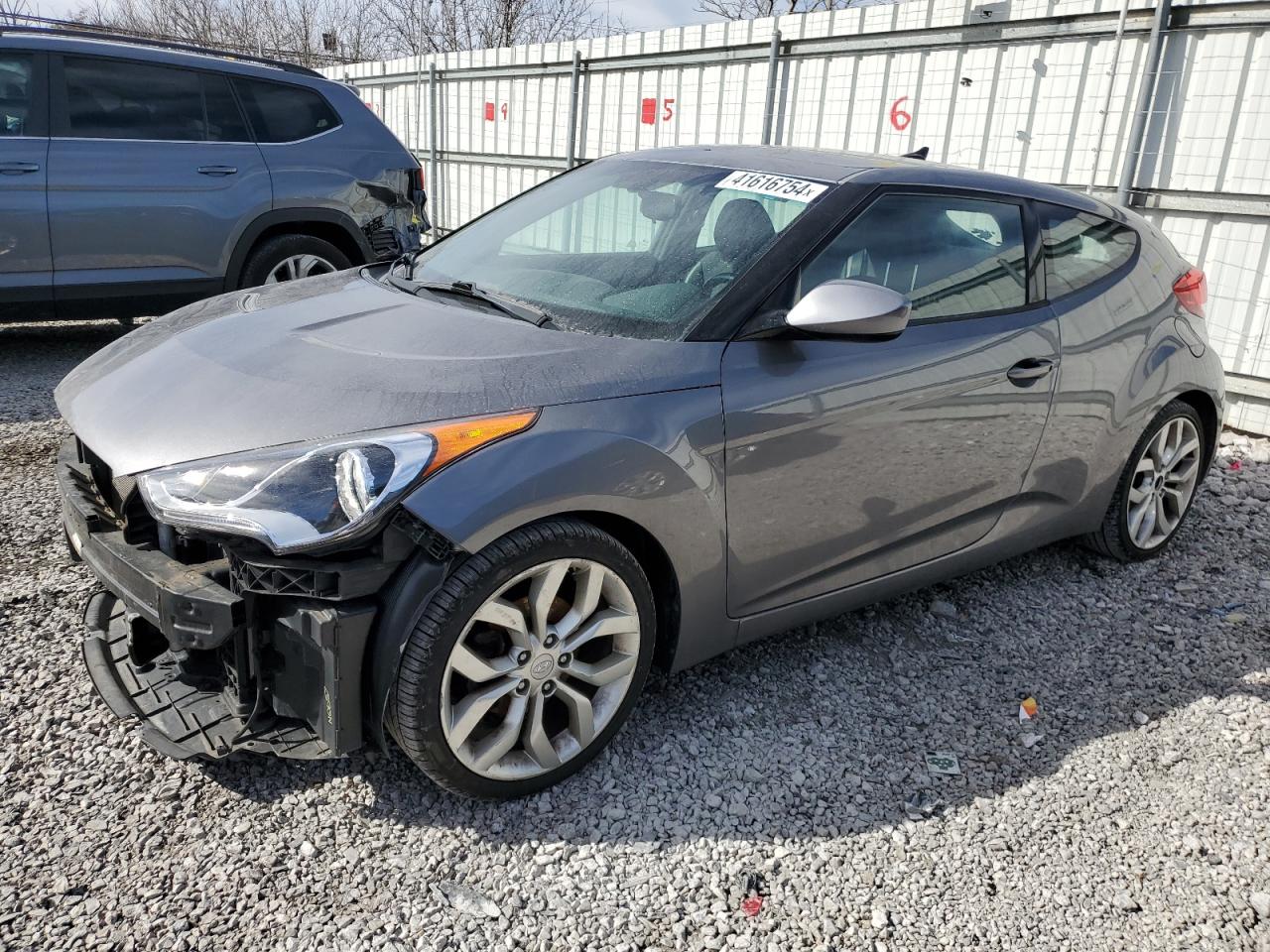 KMHTC6AD3FU225261 2015 Hyundai Veloster