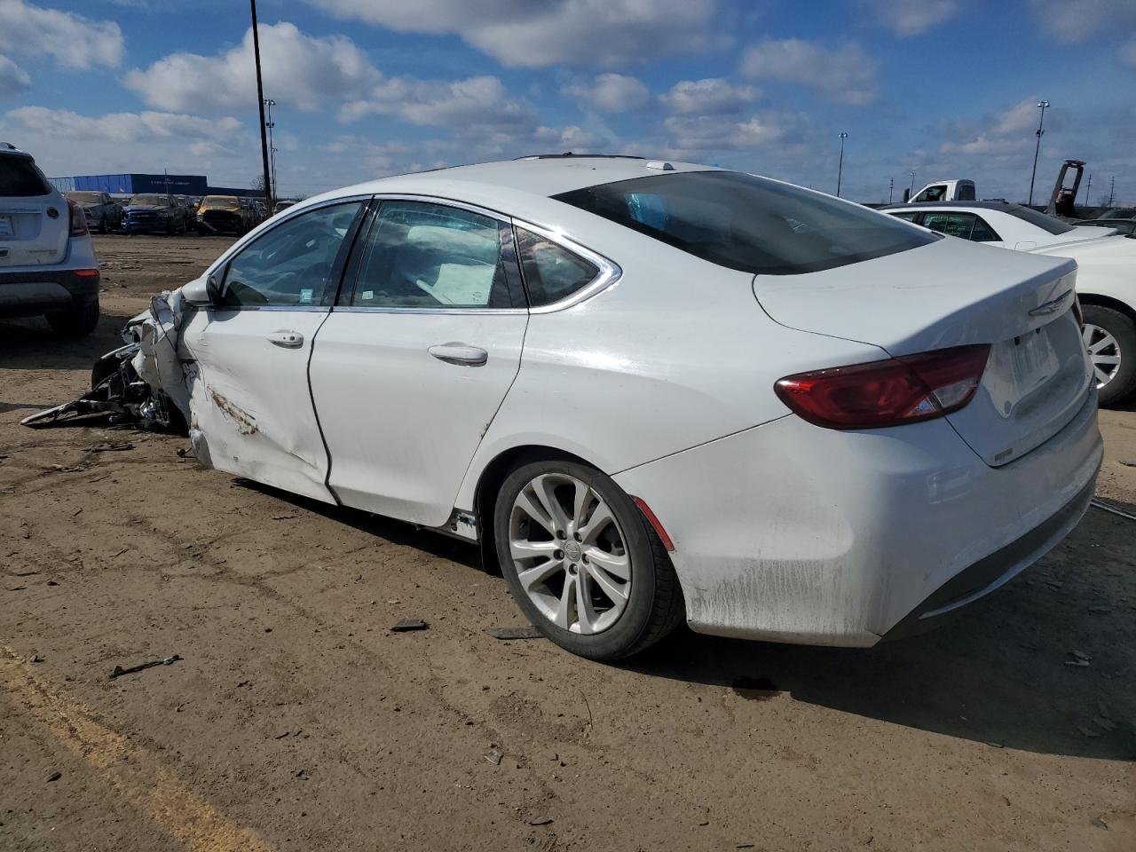 1C3CCCAB1FN722664 2015 Chrysler 200 Limited