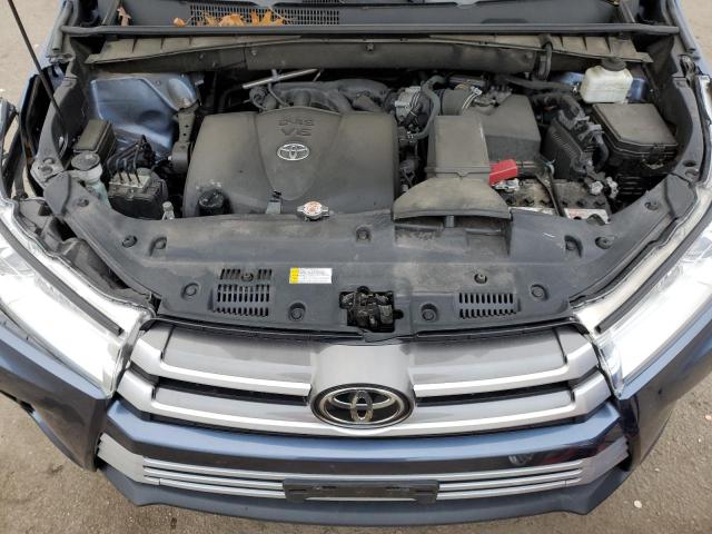 VIN 5TDJZRFH7KS738258 2019 Toyota Highlander, SE no.12