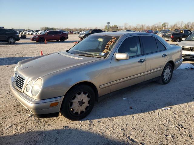 1999 Mercedes-Benz E 320 VIN: WDBJF65HXXA902162 Lot: 44339884