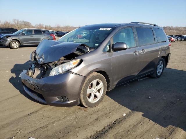 5TDKK3DC7BS123626 | 2011 Toyota sienna le