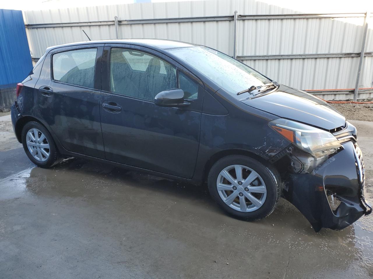 VNKKTUD34HA074563 2017 Toyota Yaris L