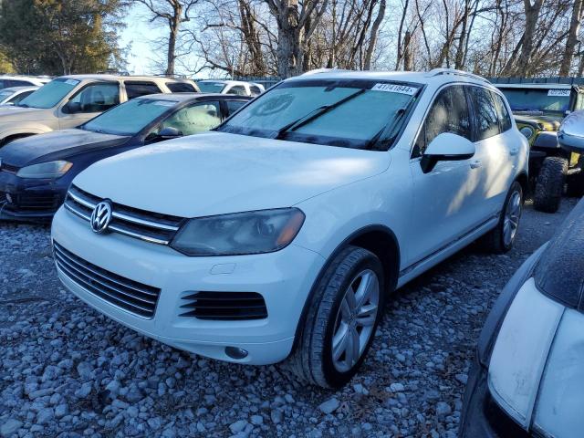 Lot #2340560864 2014 VOLKSWAGEN TOUAREG V6 salvage car