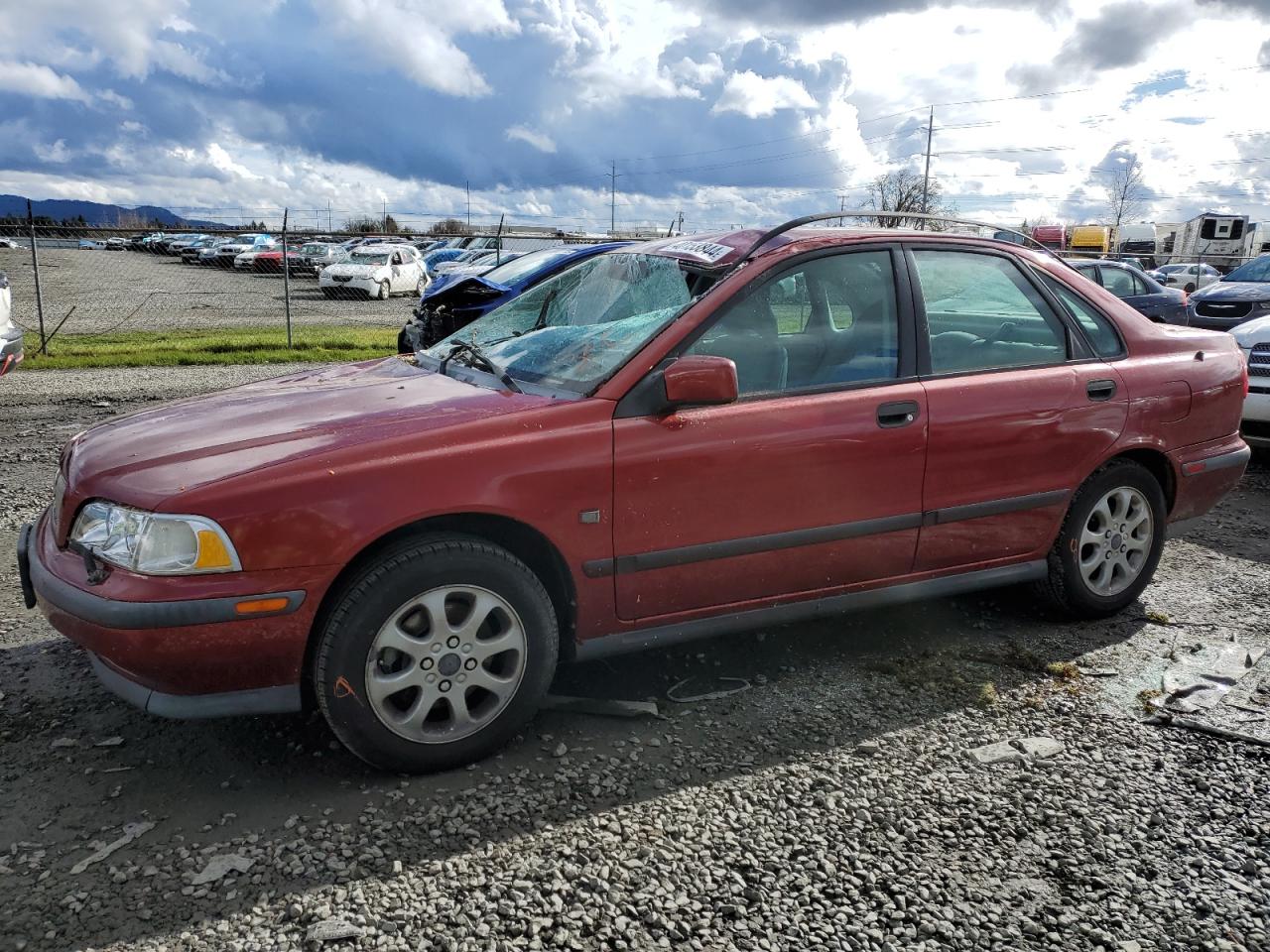 Volvo S40 2000 