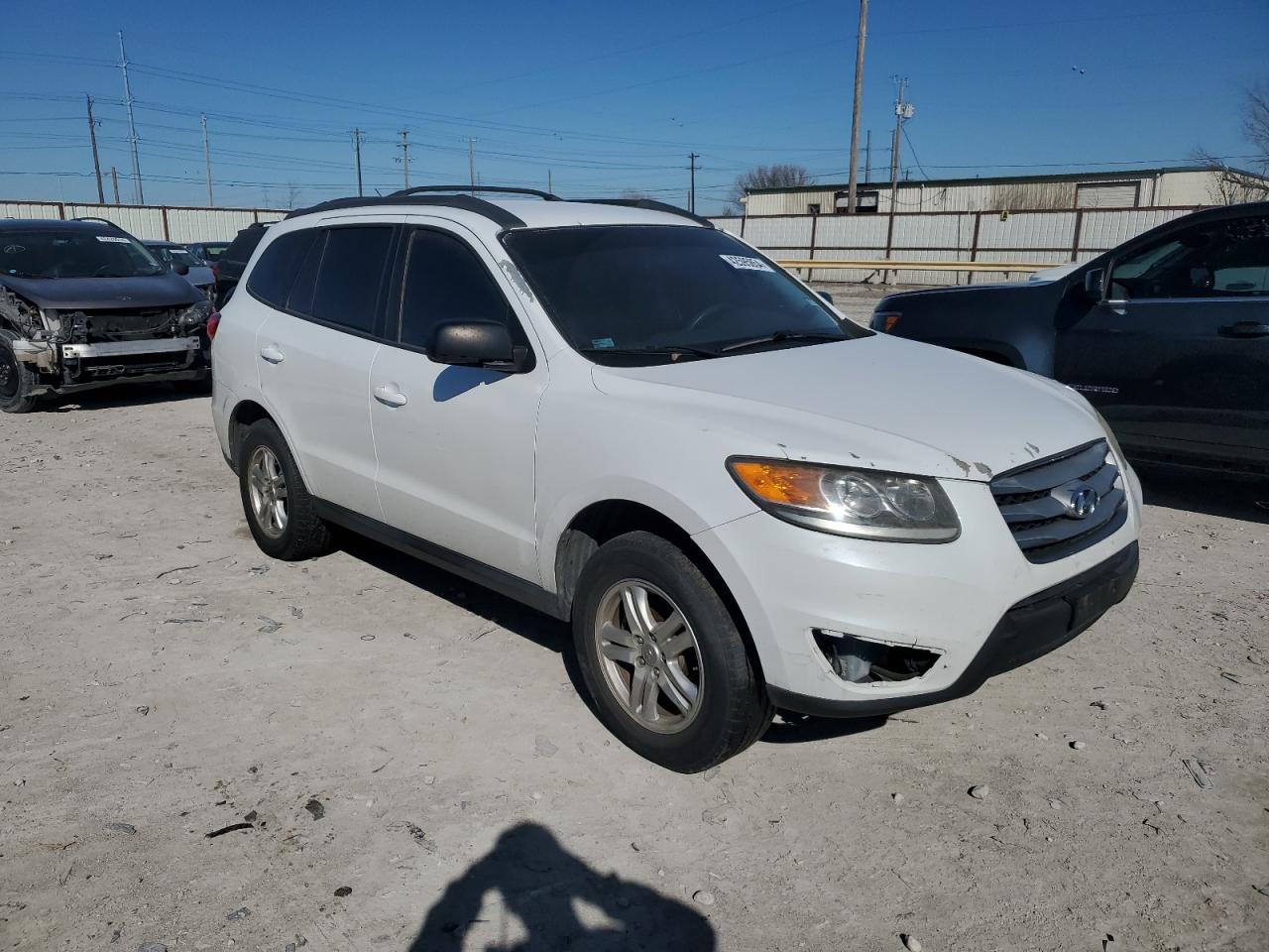 2012 Hyundai Santa Fe Gls vin: 5XYZGDAB5CG142014