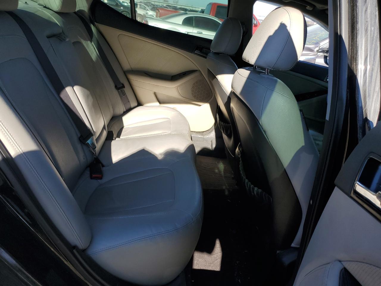 KNAGN4A78B5049419 2011 Kia Optima Ex