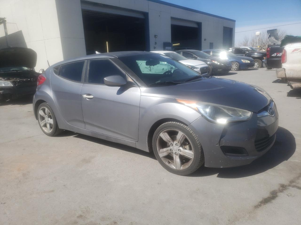 Lot #2902877710 2013 HYUNDAI VELOSTER