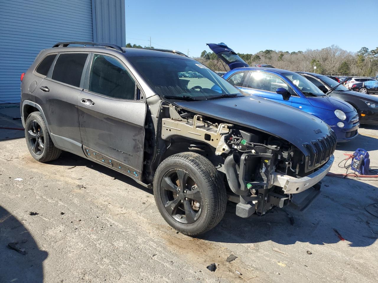 2016 Jeep Cherokee Latitude vin: 1C4PJMCS5GW219270