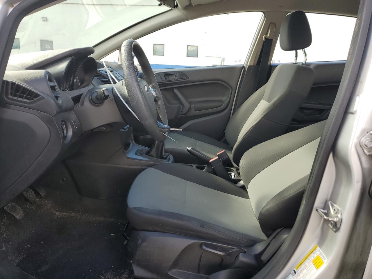 3fadp4aj9gm127130 3FADP4AJ9GM127130 2016 Ford Fiesta S
