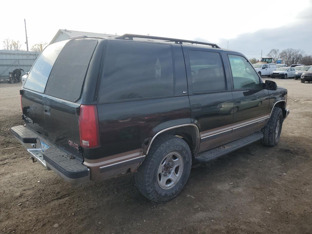 1GKEK13R8WJ727538 1998 GMC Yukon