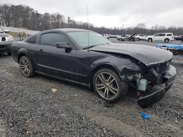 2005 Ford Mustang VIN: 1ZVFT80N455150132 Lot: 39216102