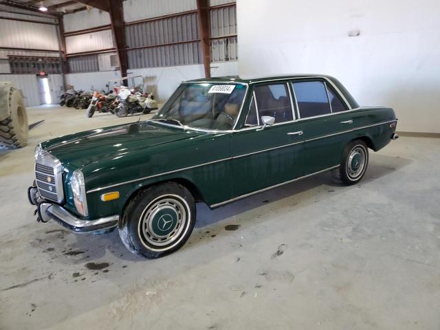 1972 MERCEDES-BENZ 220-CLASS