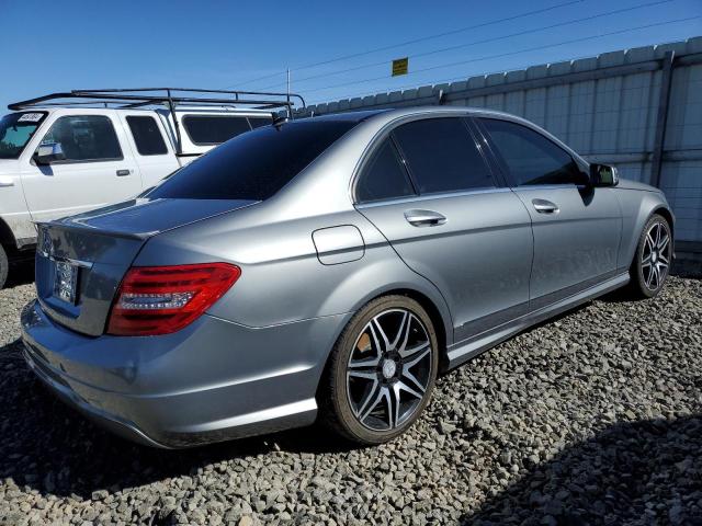 VIN WDDGF4HB2DG102882 2013 Mercedes-Benz C-Class, 250 no.3