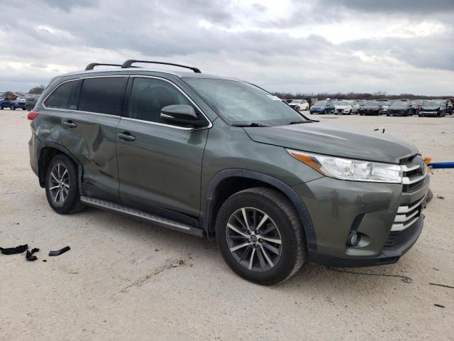 VIN 5TDKZRFH1KS332142 2019 Toyota Highlander, SE no.4