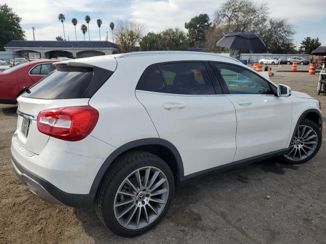 VIN WDCTG4EB2JJ496564 2018 Mercedes-Benz GLA-Class,... no.3