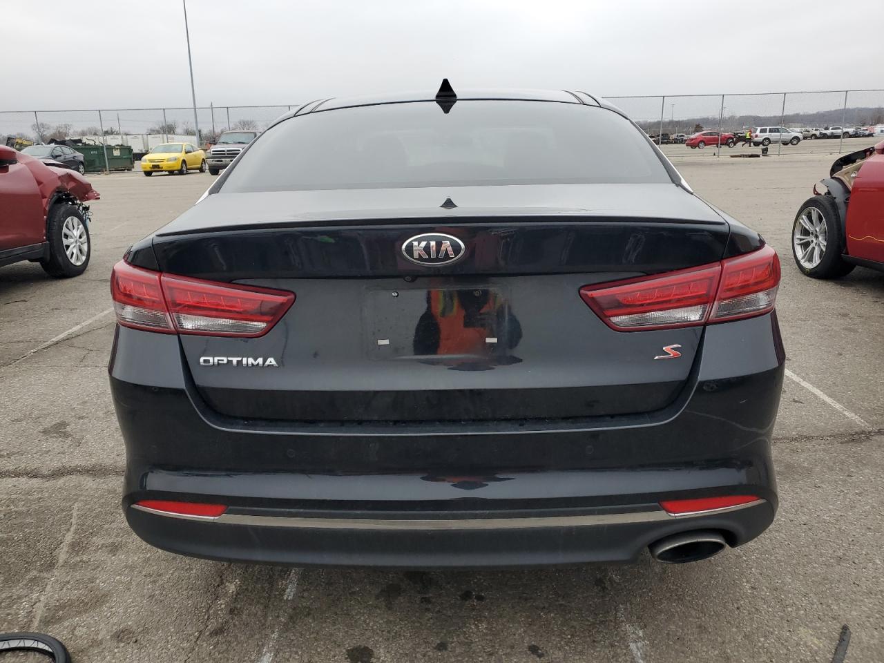 5XXGT4L31JG207144 2018 Kia Optima Lx