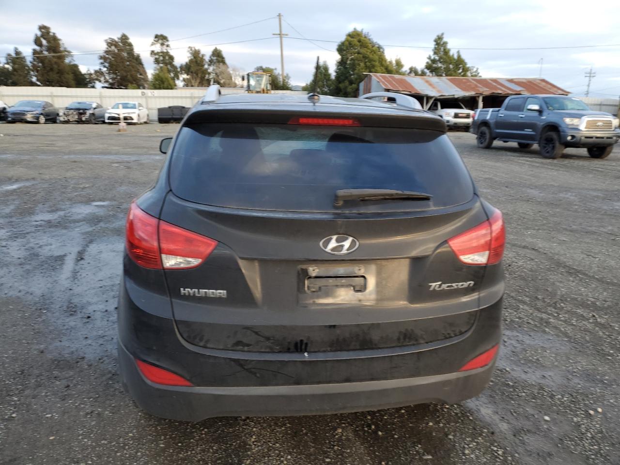 KM8JU3AC8BU276257 2011 Hyundai Tucson Gls