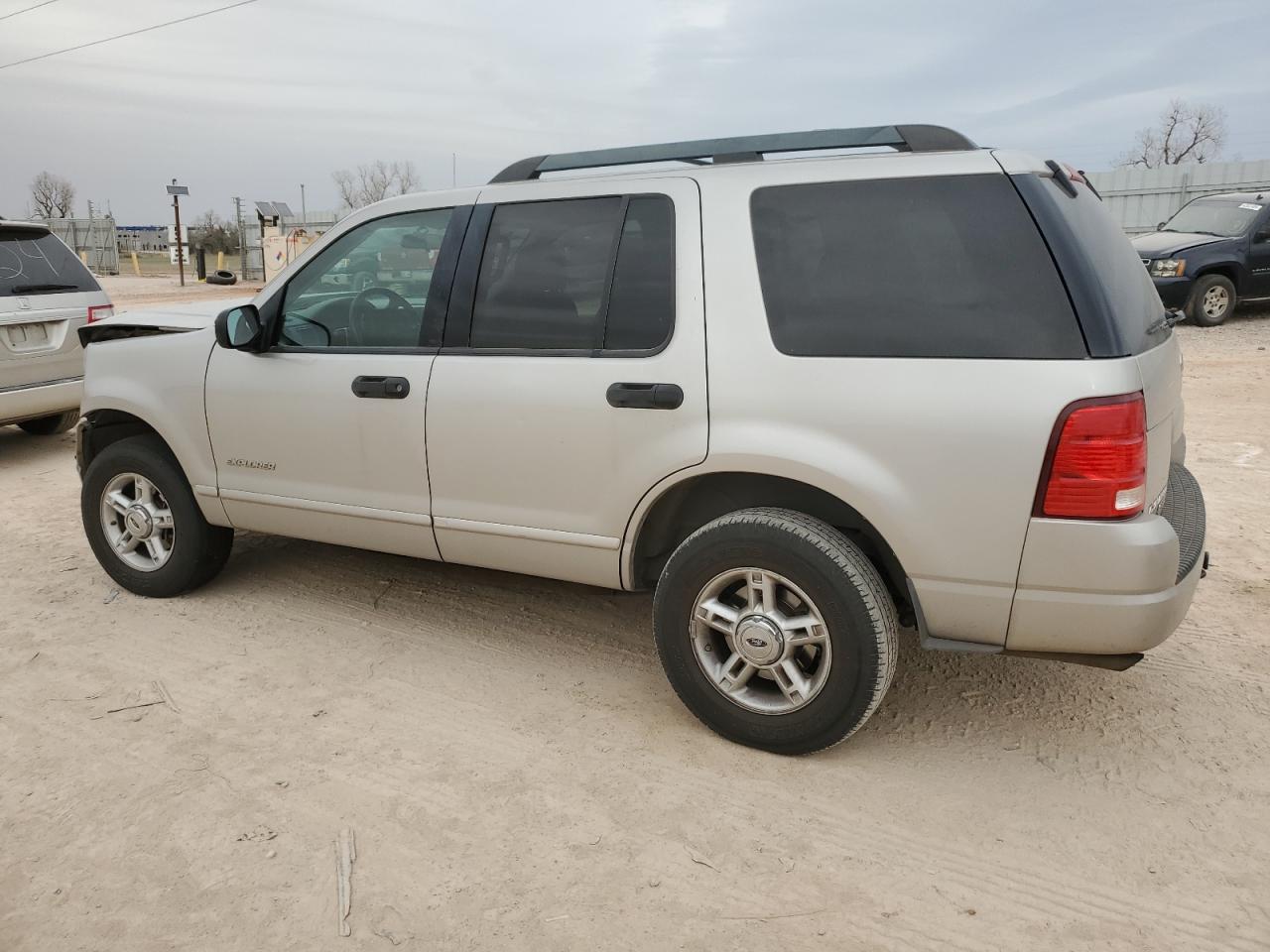 1FMZU63K05ZA16435 2005 Ford Explorer Xlt