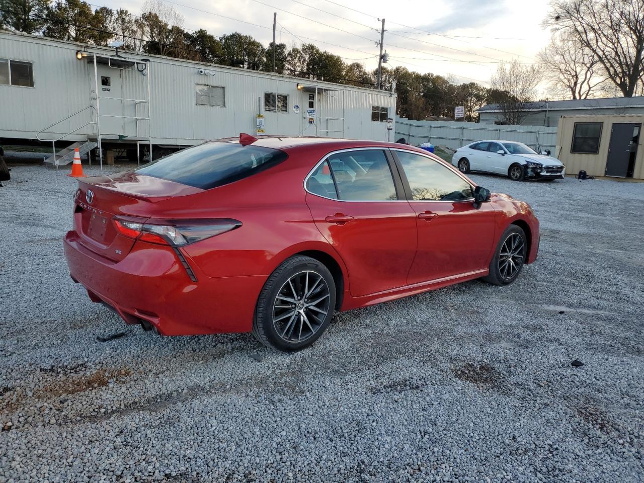 Lot #2990921421 2021 TOYOTA CAMRY SE