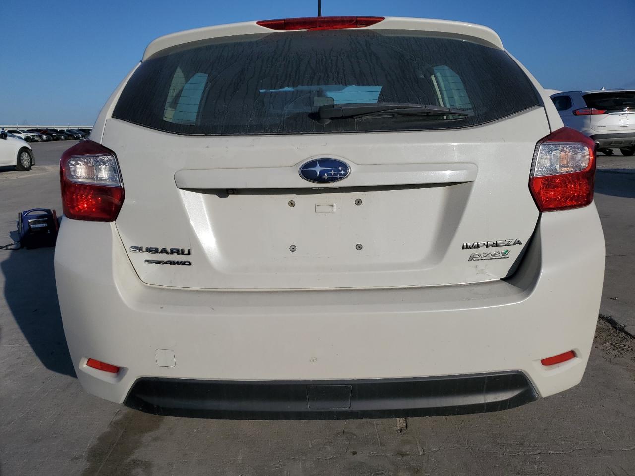 2016 Subaru Impreza vin: JF1GPAA64G8243752