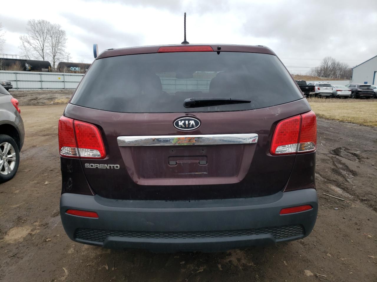 5XYKTCA16BG015060 2011 Kia Sorento Base