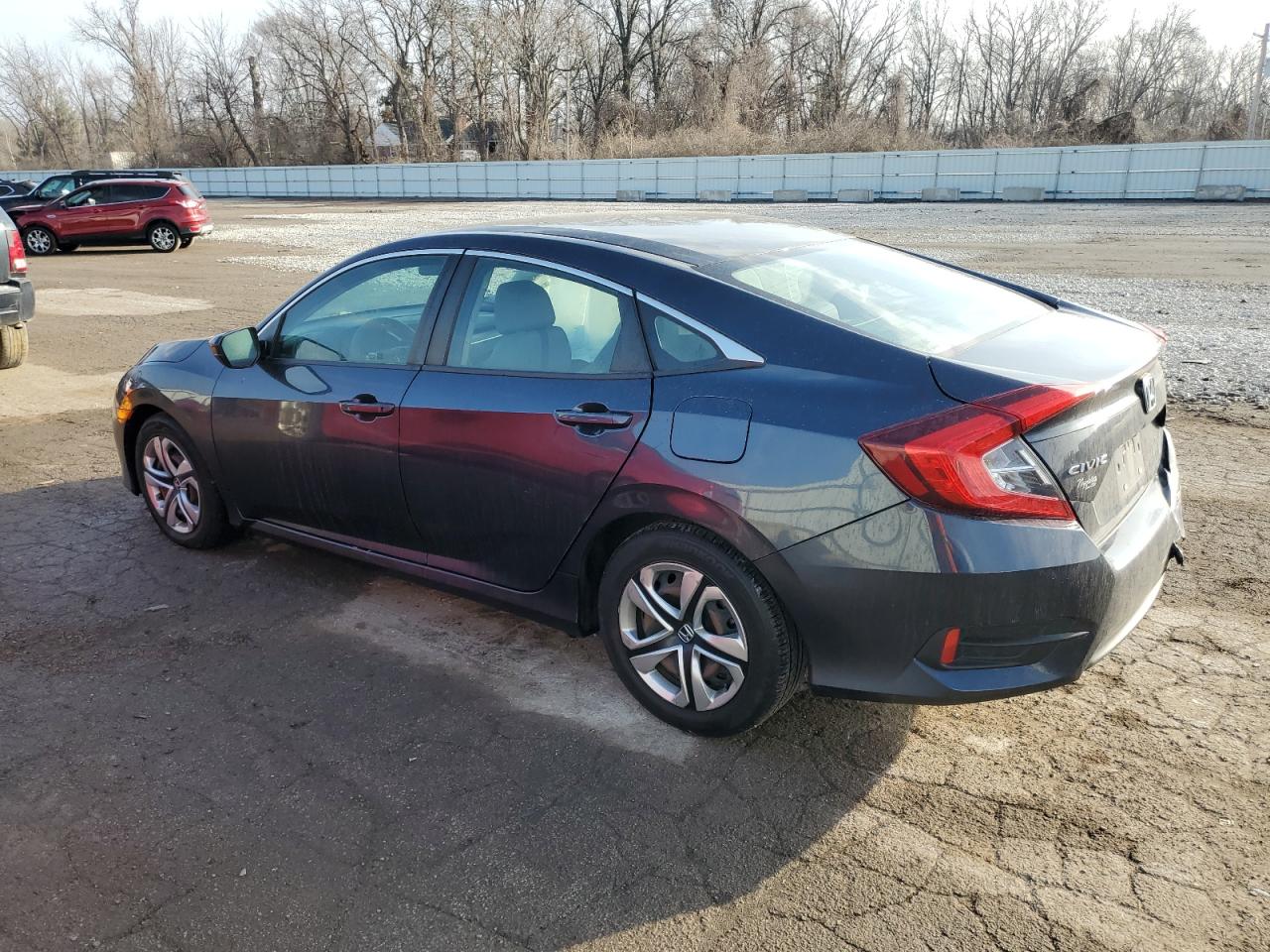 19XFC2F5XHE027984 2017 Honda Civic Lx