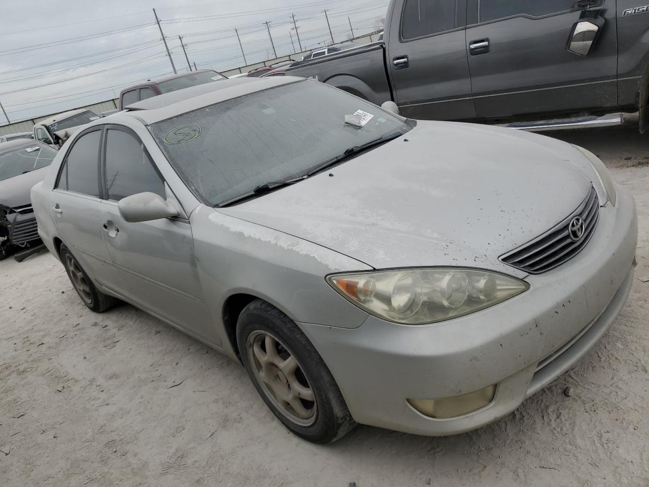 4T1BE32K55U392754 2005 Toyota Camry Le