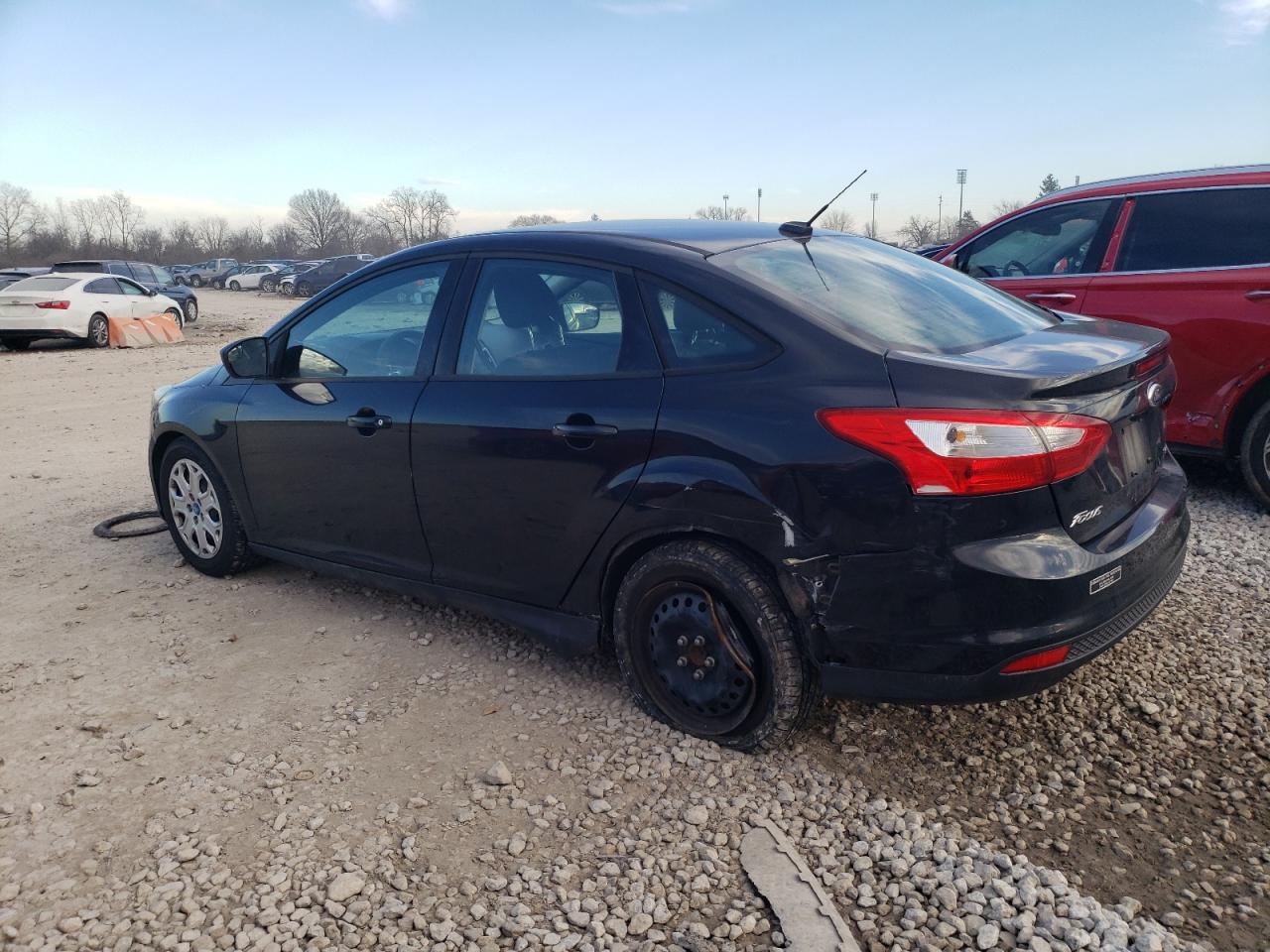 1FAHP3F22CL148586 2012 Ford Focus Se