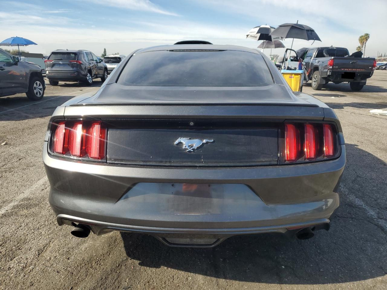 1FA6P8THXF5351781 2015 Ford Mustang